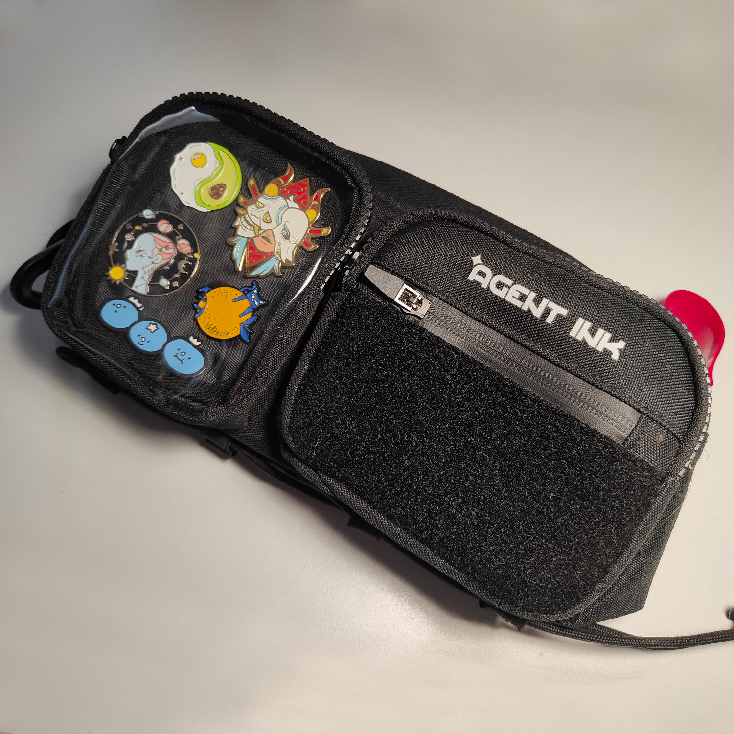 Girl_DM_ Agent Ink Sling Bag